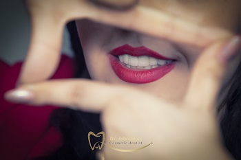  معرفی خدمات دندانپزشکی مطب دکتر جلال زاده